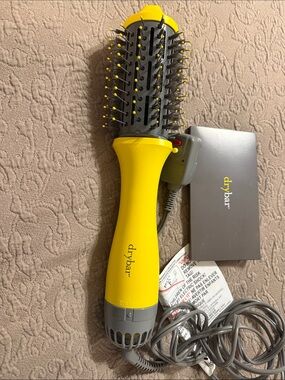 Drybar Single Shot hair styling brush - like new